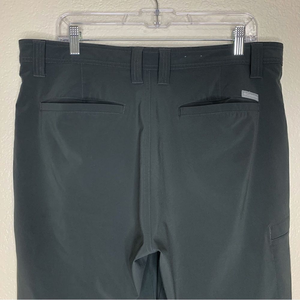 Columbia Regular Fit City Gray Men’s Hiking Shorts, Size 36 - Picture 8 of 13